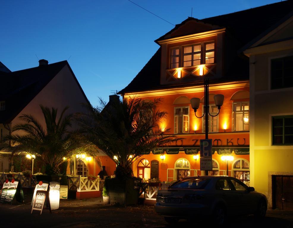 Penzion - Restaurant U Zámku Hotel Bečov nad Teplou Exterior foto