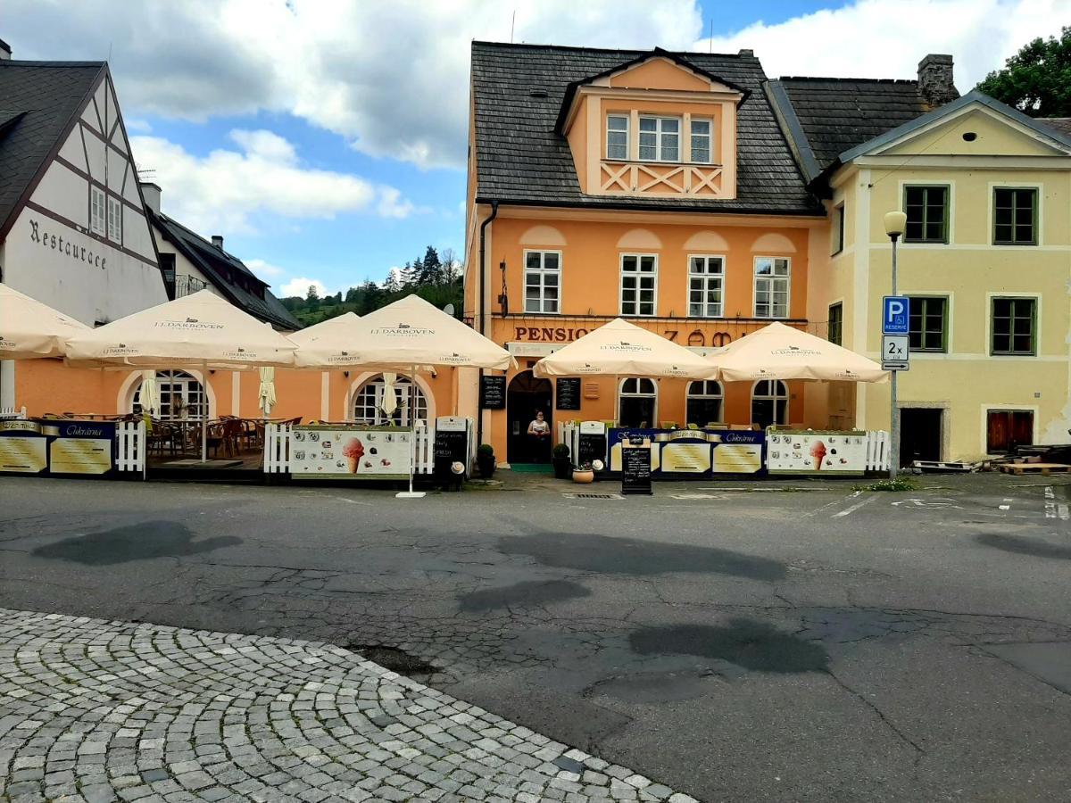 Penzion - Restaurant U Zámku Hotel Bečov nad Teplou Exterior foto